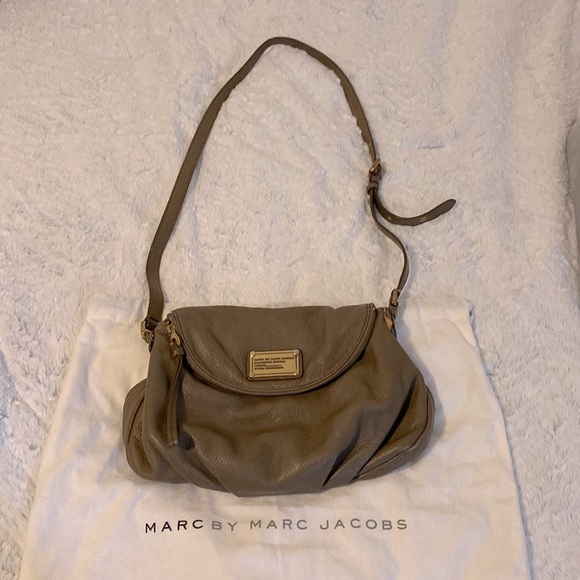 Marc By Marc Jacobs Handbags - Marc by Marc Jacobs Natasha Crossbody Bag